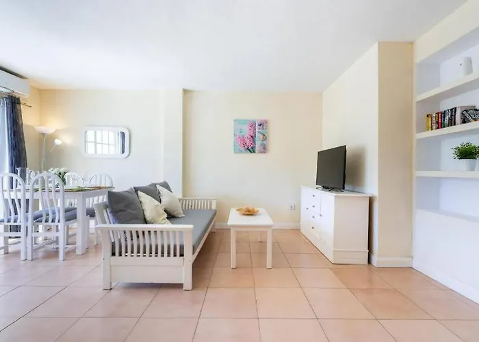 Apartment Carihuela Front