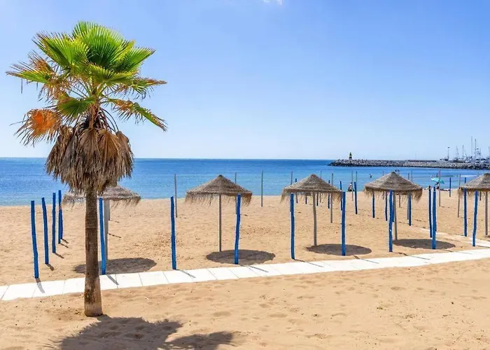 Carihuela Front Apartment